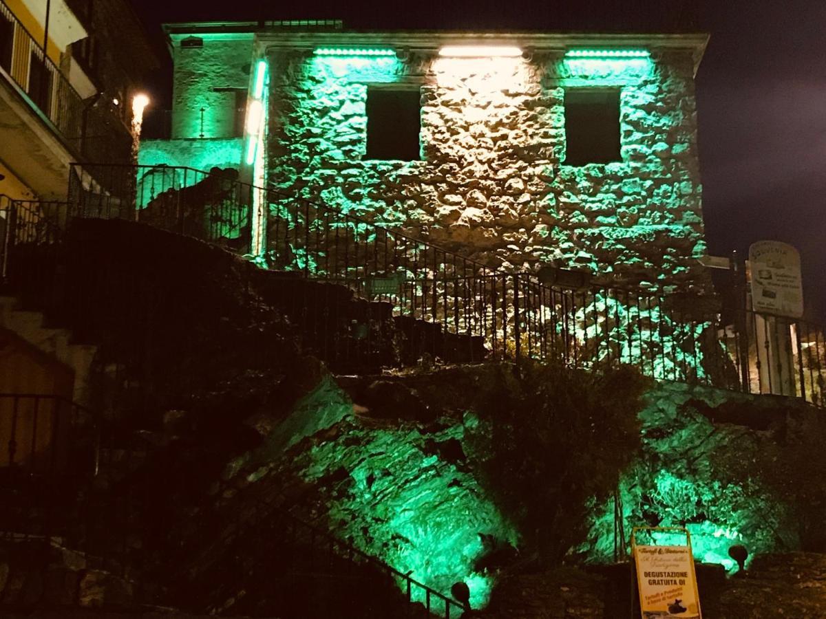 Borgo Manca Suite Sasso di Castalda Dış mekan fotoğraf