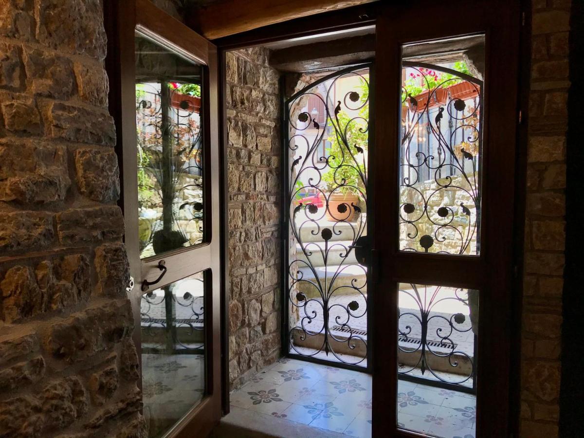 Borgo Manca Suite Sasso di Castalda Dış mekan fotoğraf