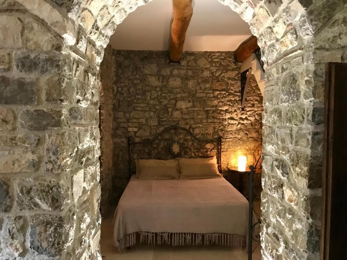 Borgo Manca Suite Sasso di Castalda Dış mekan fotoğraf