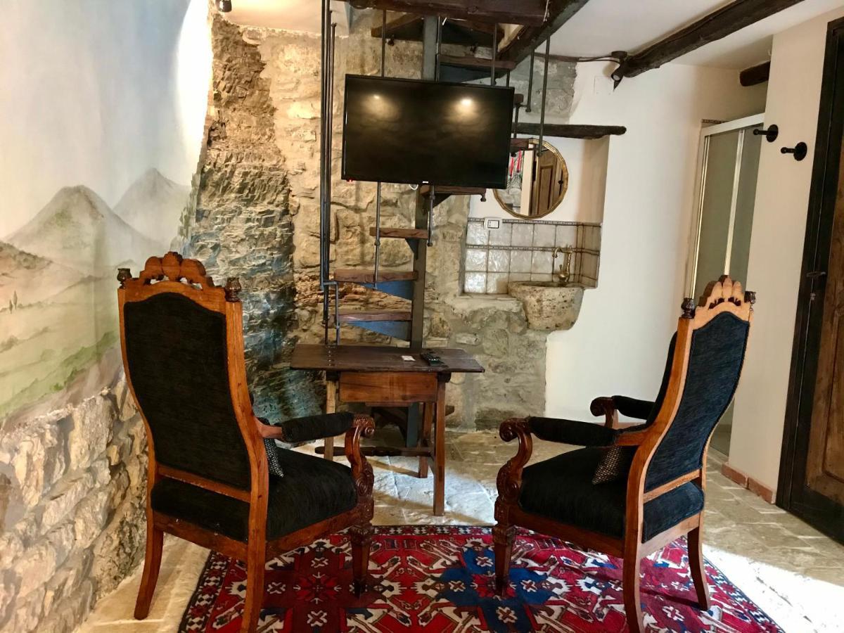 Borgo Manca Suite Sasso di Castalda Dış mekan fotoğraf