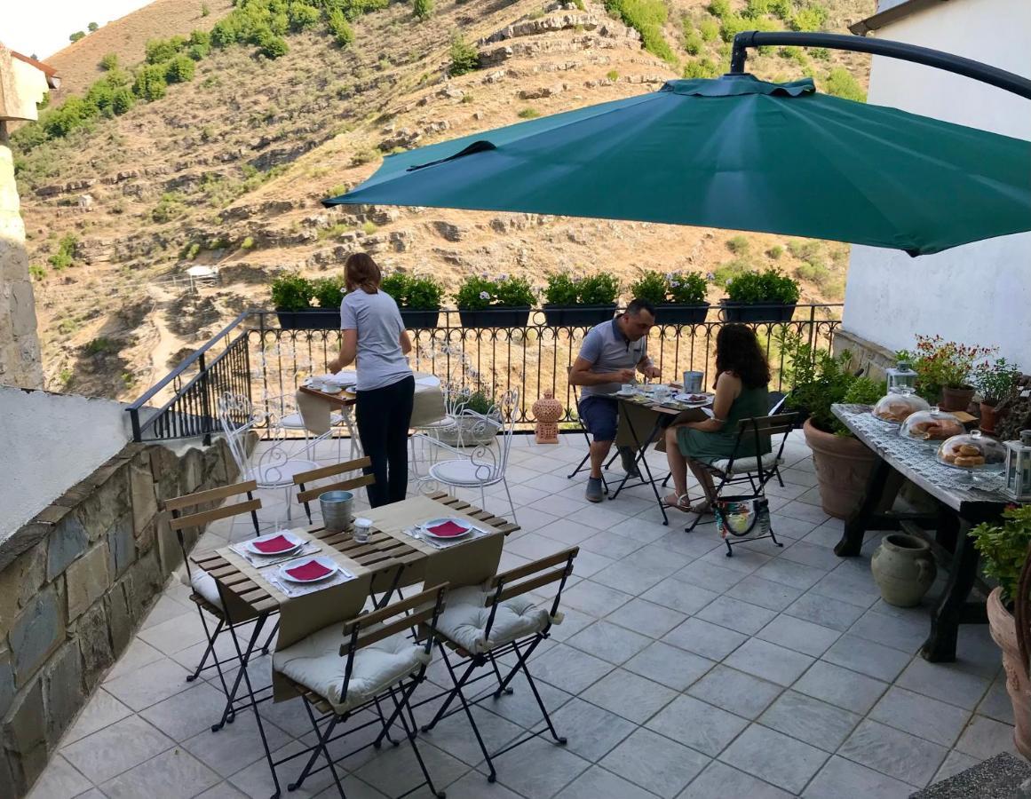 Borgo Manca Suite Sasso di Castalda Dış mekan fotoğraf