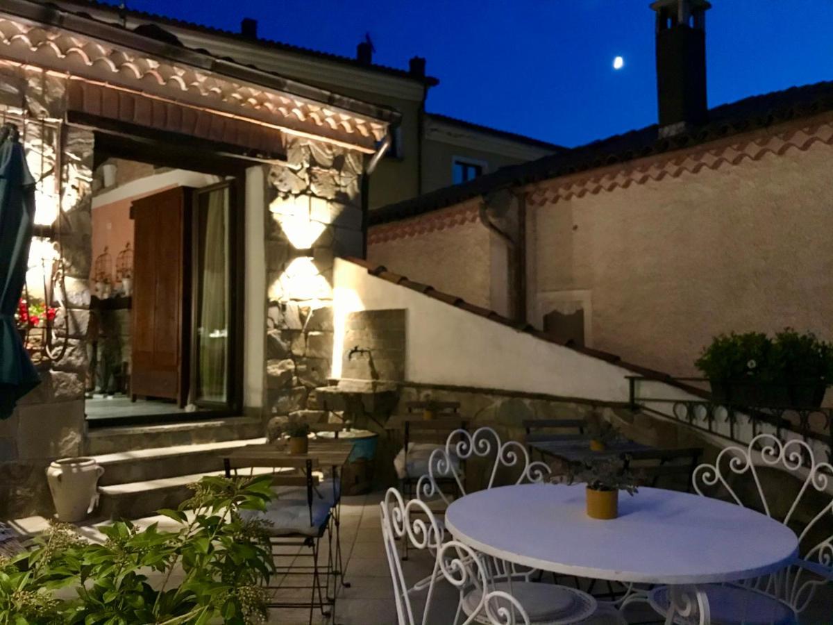 Borgo Manca Suite Sasso di Castalda Dış mekan fotoğraf