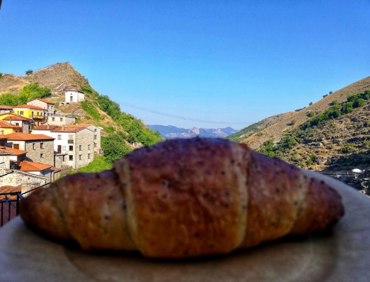 Borgo Manca Suite Sasso di Castalda Dış mekan fotoğraf