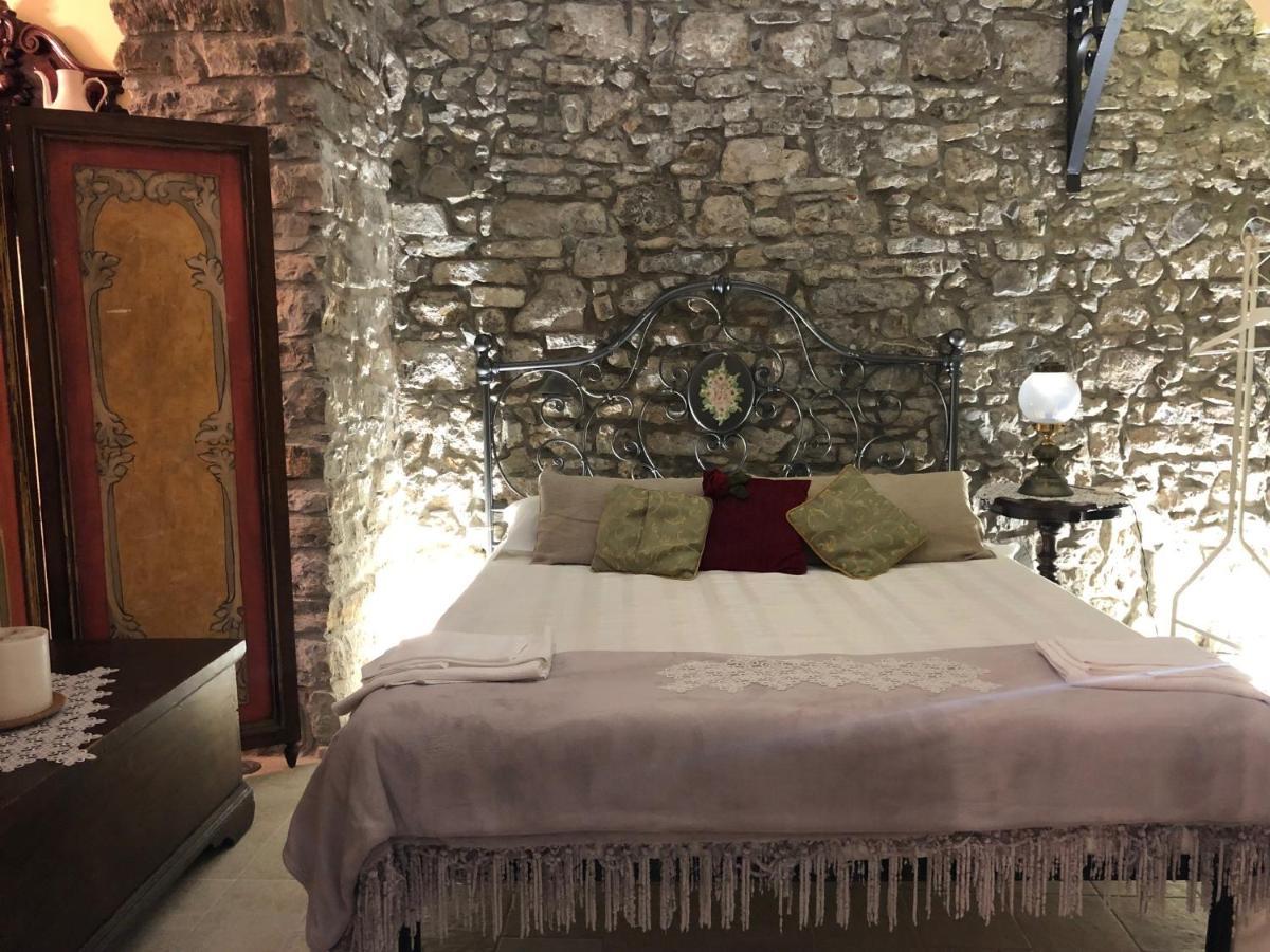 Borgo Manca Suite Sasso di Castalda Dış mekan fotoğraf