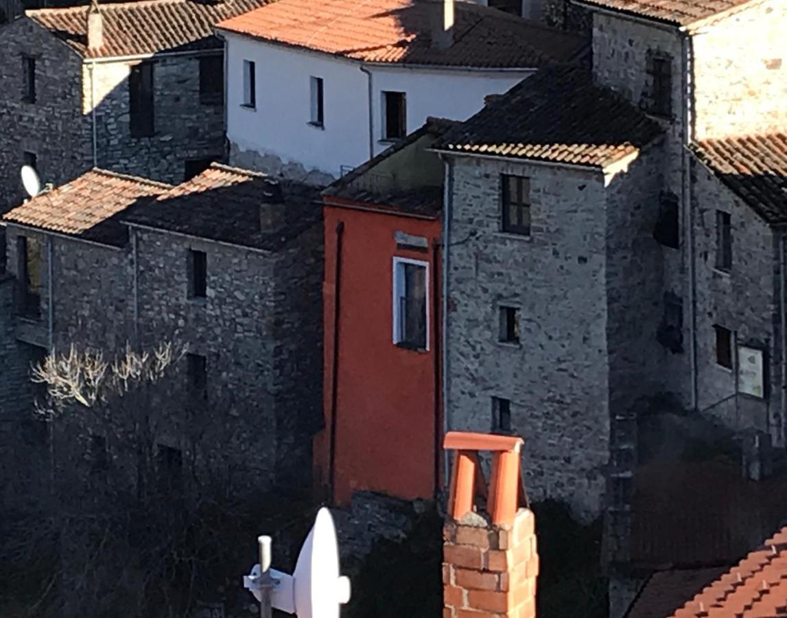 Borgo Manca Suite Sasso di Castalda Dış mekan fotoğraf